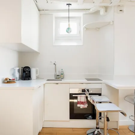 Charming Saint Honore Parisian Escape In The Heart Of The City No Elevator