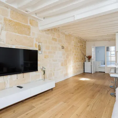 Charming Saint Honore Parisian Escape In The Heart Of The City No Elevator Paris